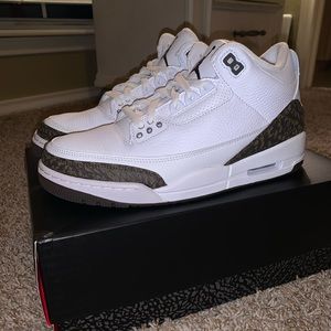 Jordan Retro 3: Mocha- Men’s 8.5/Women’s 10